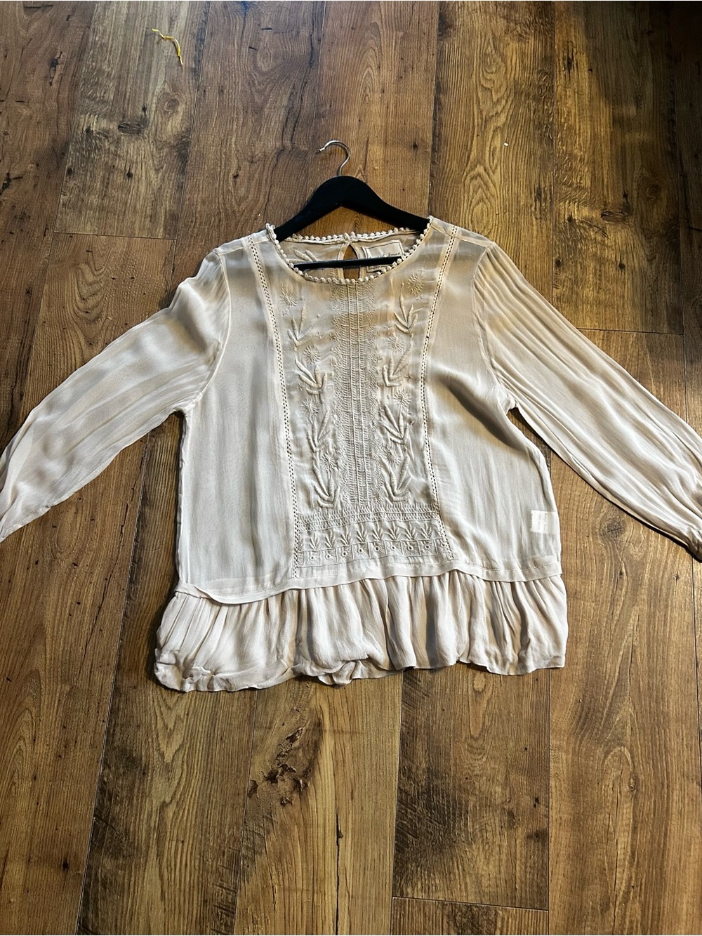 Beautiful Stories Light Cream Embroidered Ruffle-Hem Blouse